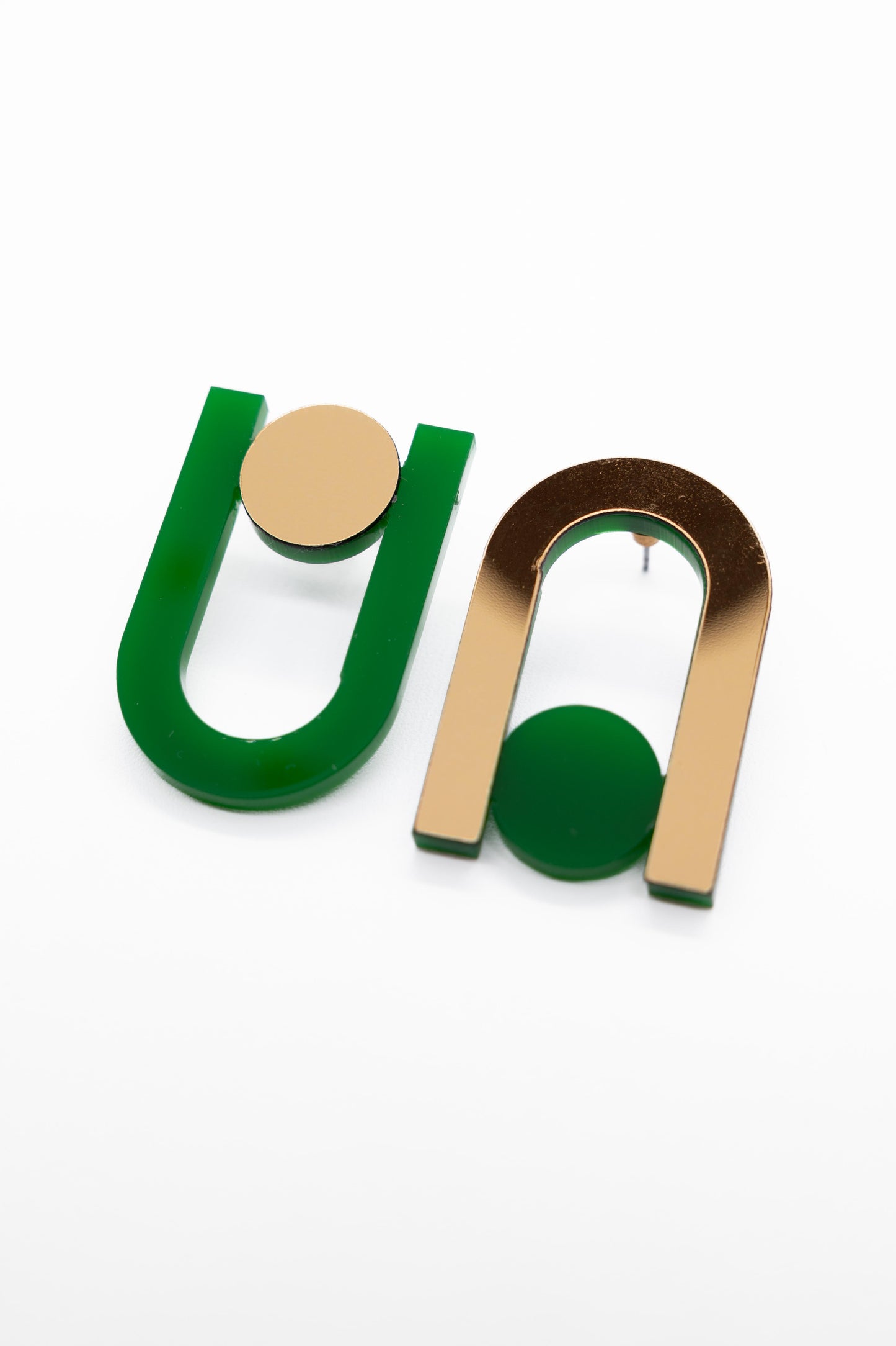 Una