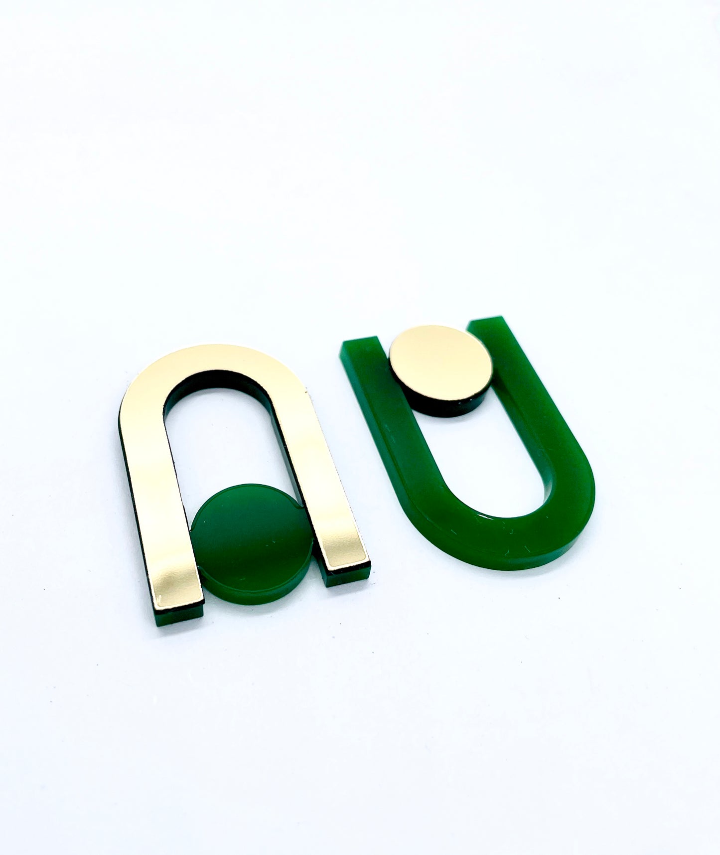 Una