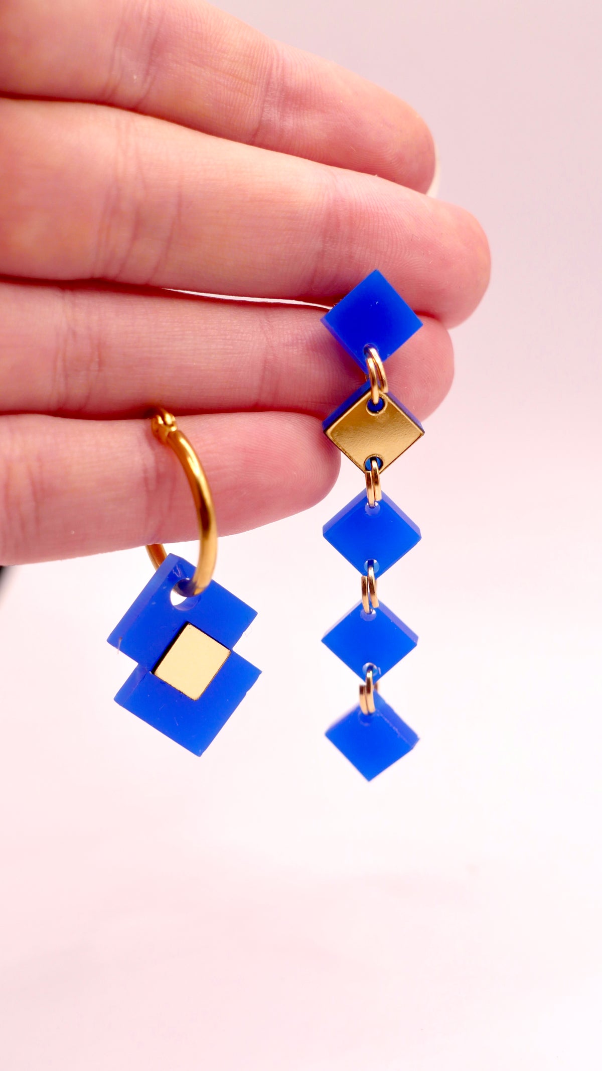 Boucles d’oreilles bleu saga 