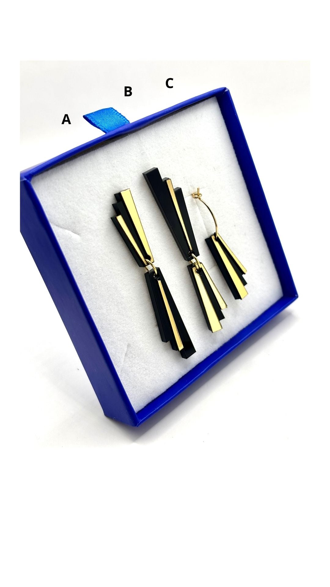 Trio de boucles d’oreilles erika noires et dorées
