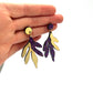 Boucles d'oreilles Sacha violet paillettes, design floral asymétrique