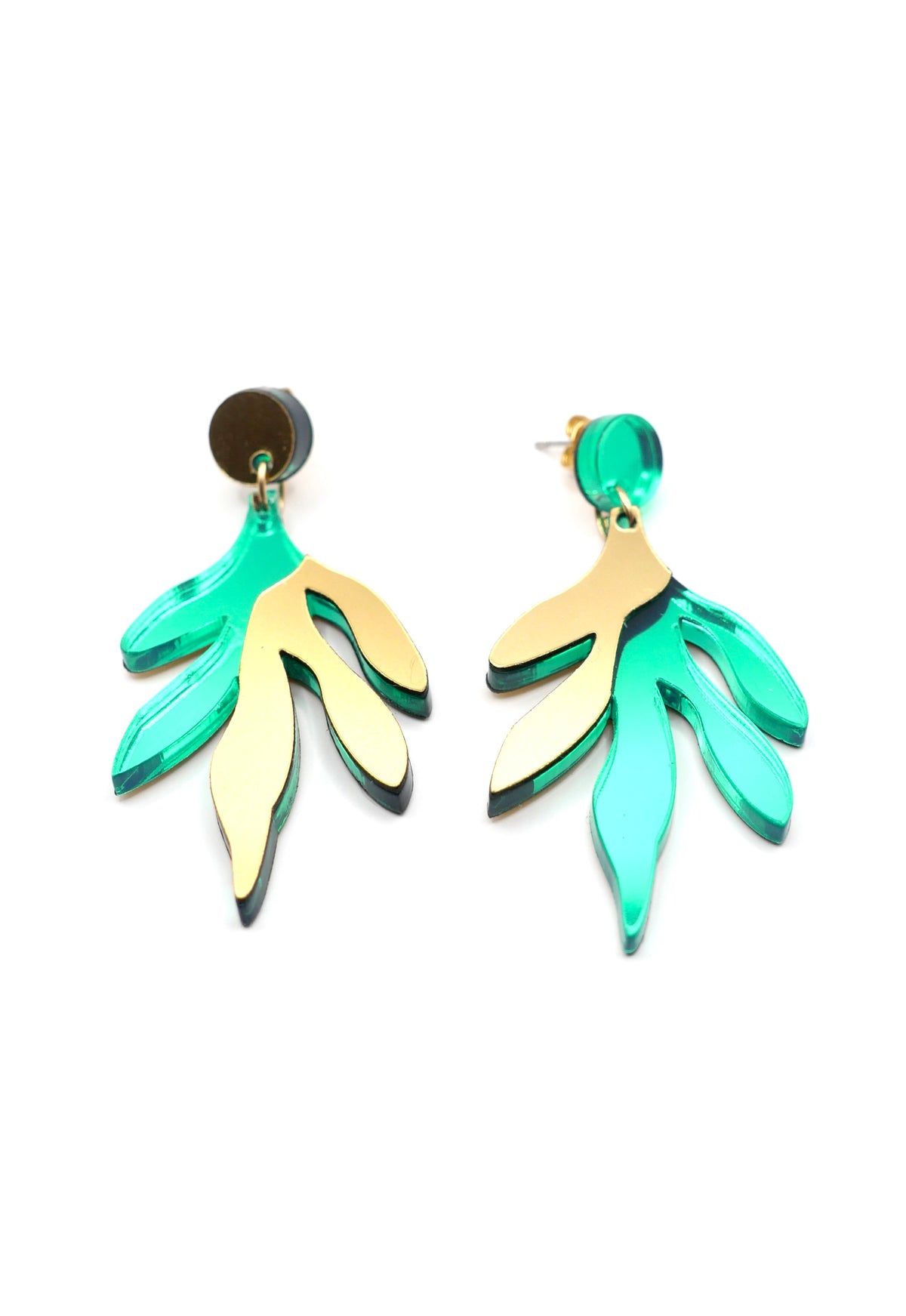 Boucles d'oreilles Sacha vert miroir, design floral asymétrique