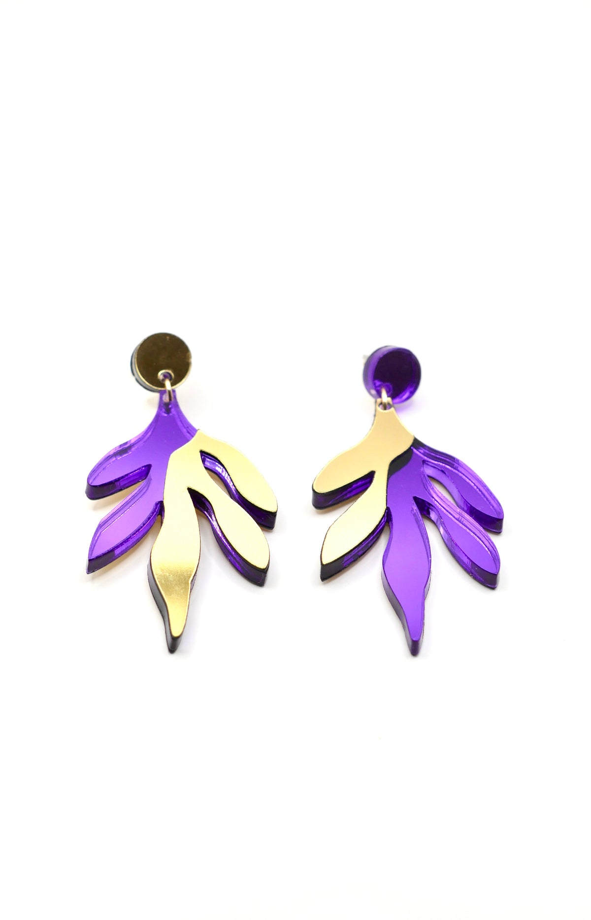 Boucles d'oreilles Sacha violet miroir, design floral asymétrique