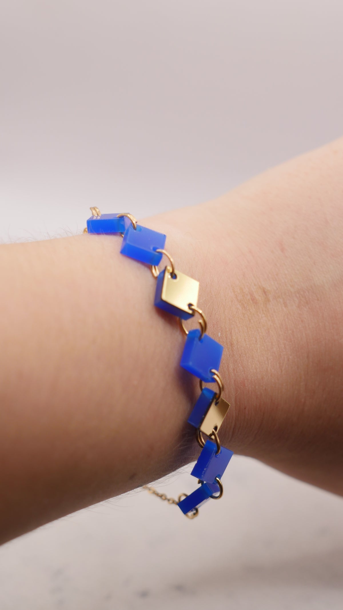Bracelet bleu saga 
