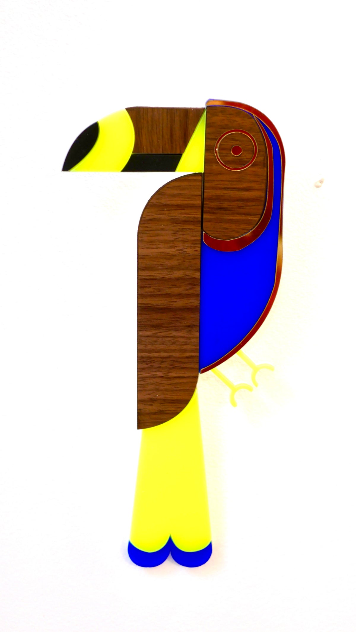 Décoration murale Toucan bleu et jaune, plexiglas coloré et bois, fait main en France 