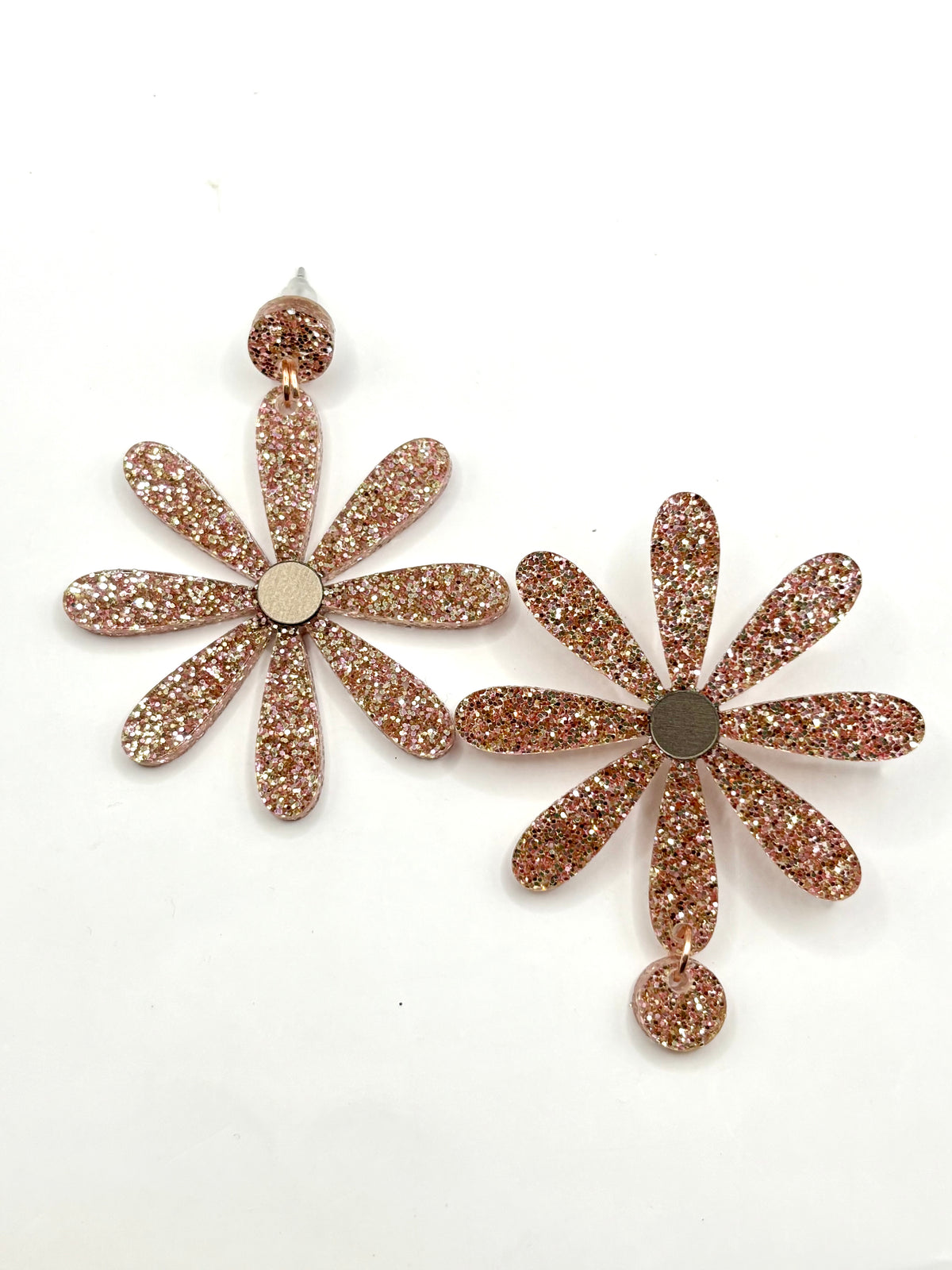 Boucles d’oreilles Daisy rose paillettes 