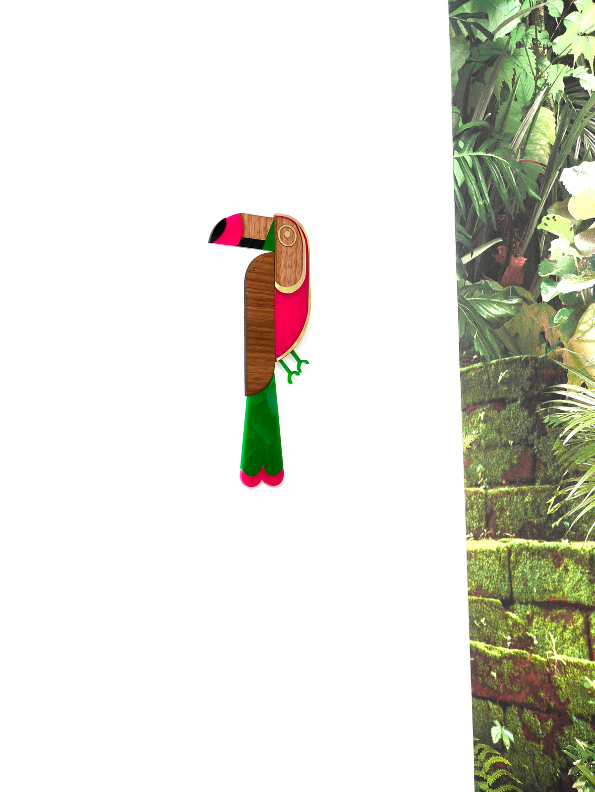Décoration murale Toucan vert et rose, plexiglas coloré et bois, fait main en France 