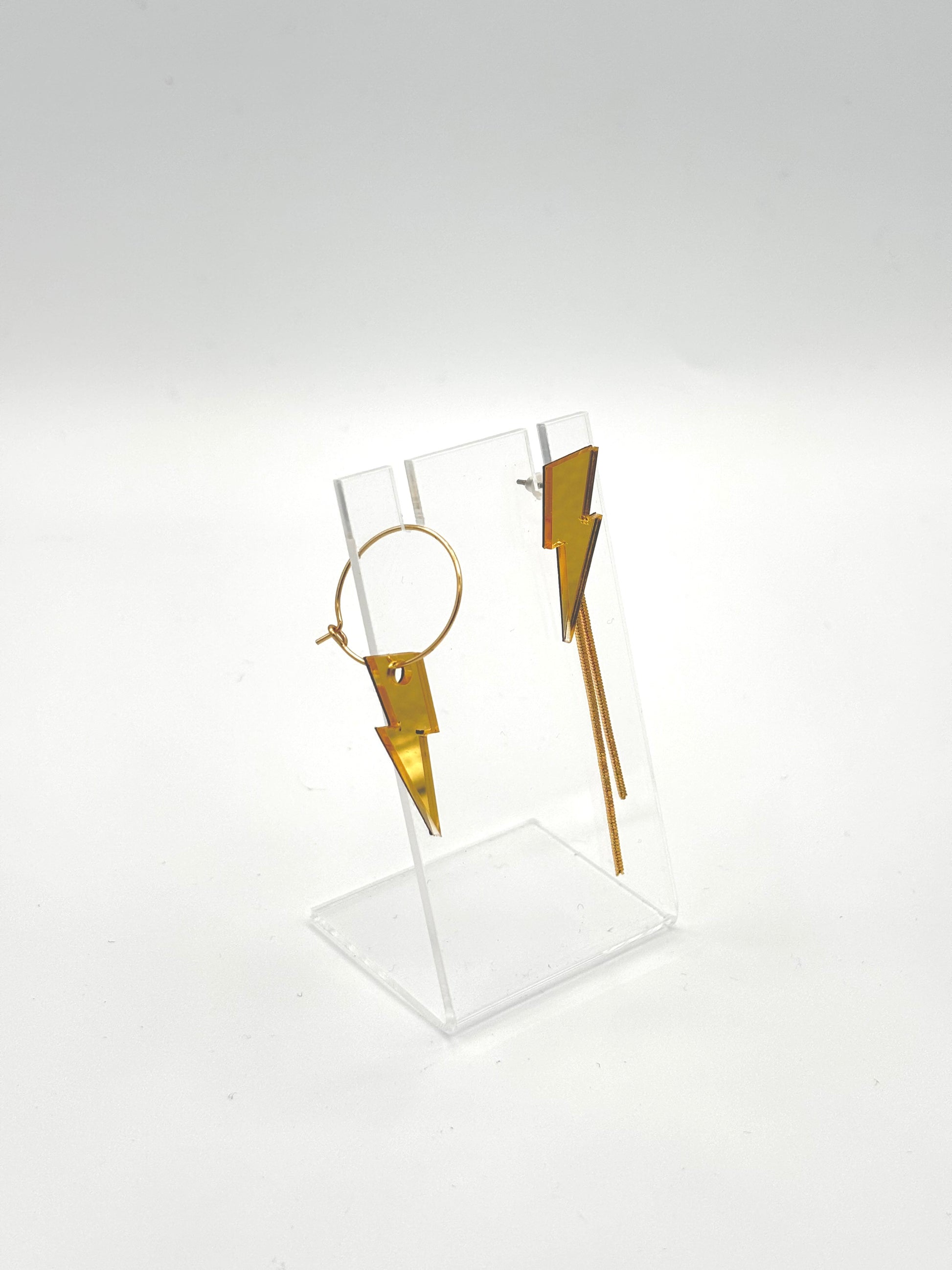 Duo de boucles d’oreilles mini storm dorées, créole et chain 