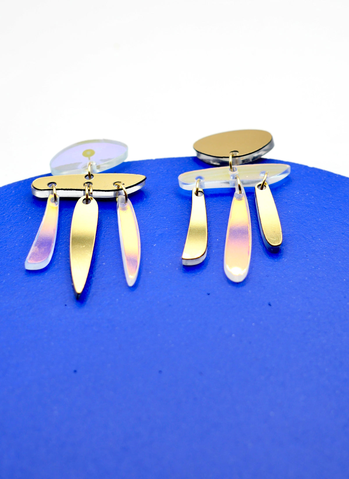 Boucles d’oreilles Phoenix transparent arc-en-ciel et doré