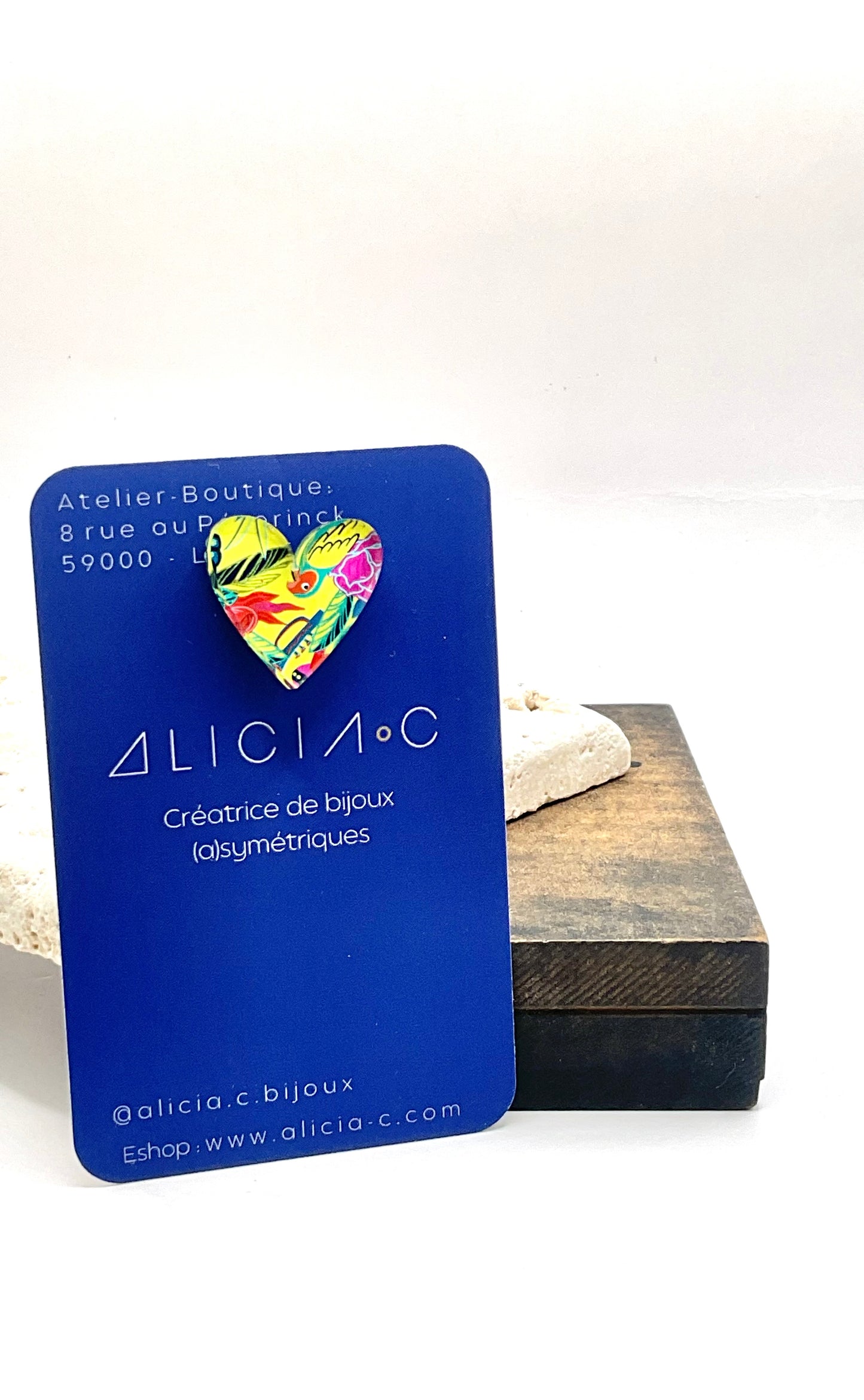 Pins love en forme de cœur, broche motif tropical