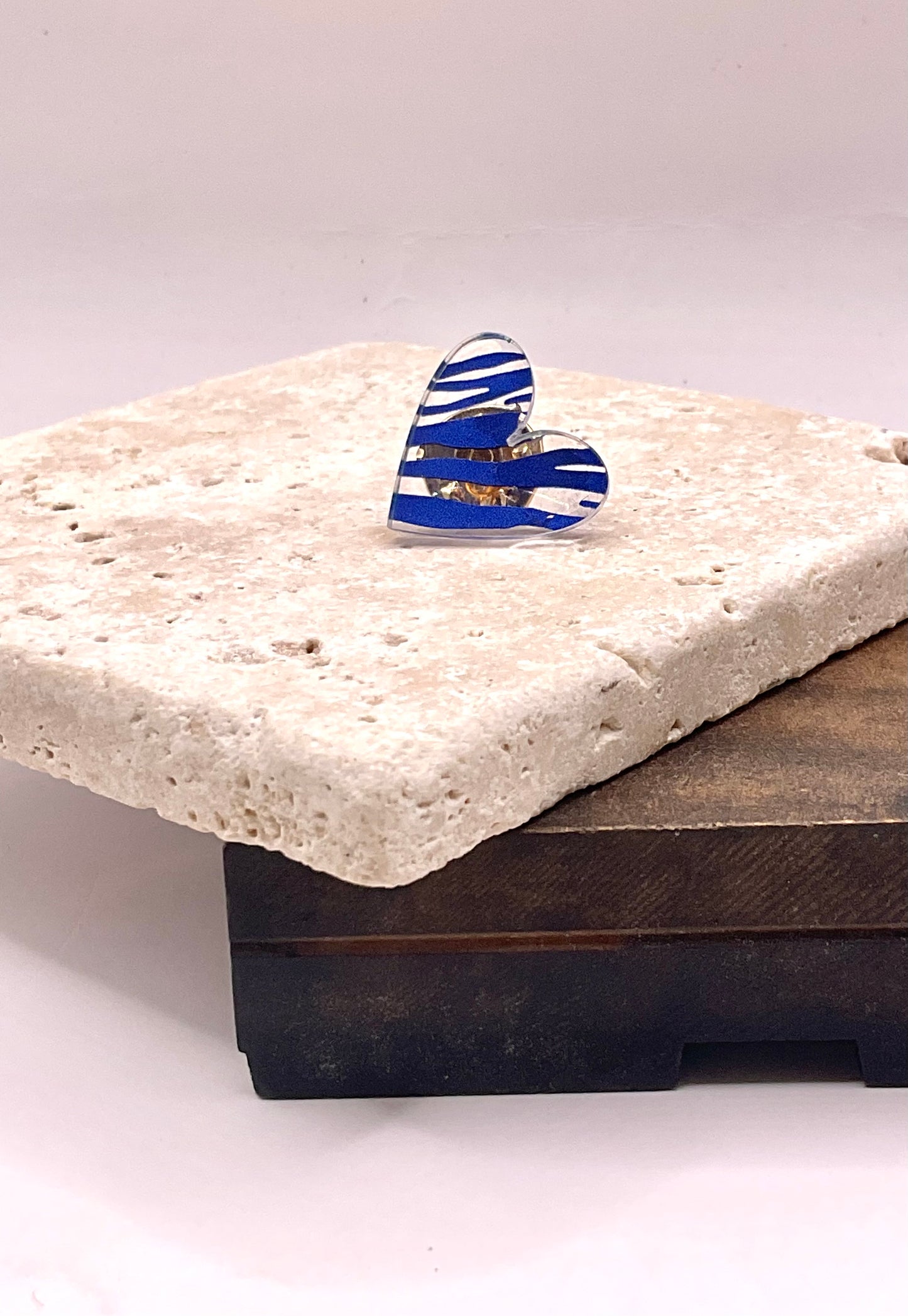 Pins love en forme de cœur, broche zèbre bleue 