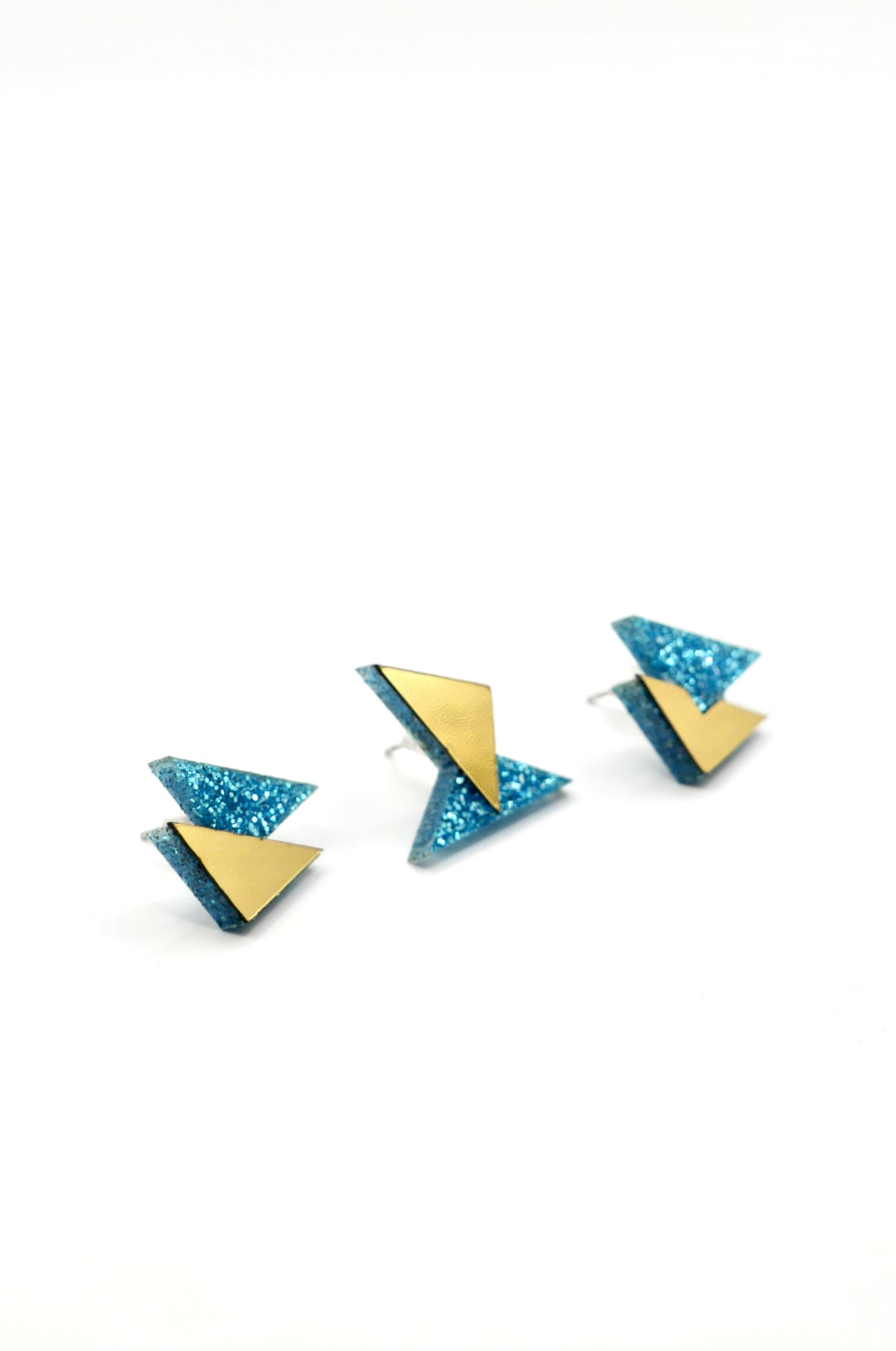 Boucles d’oreilles Mila bleu paillettes 