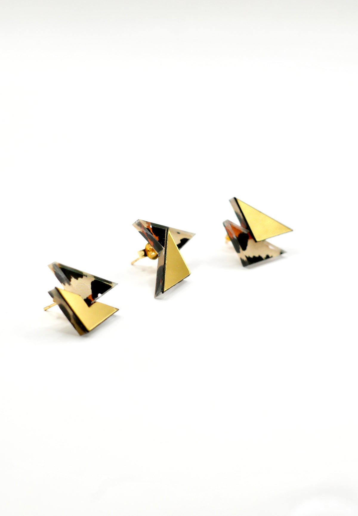 Boucle d’oreille puce Mila léopard 