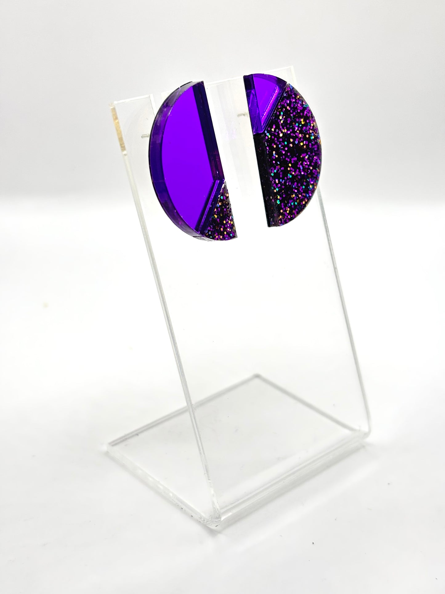 Boucles d’oreilles sohalia violet paillettes 