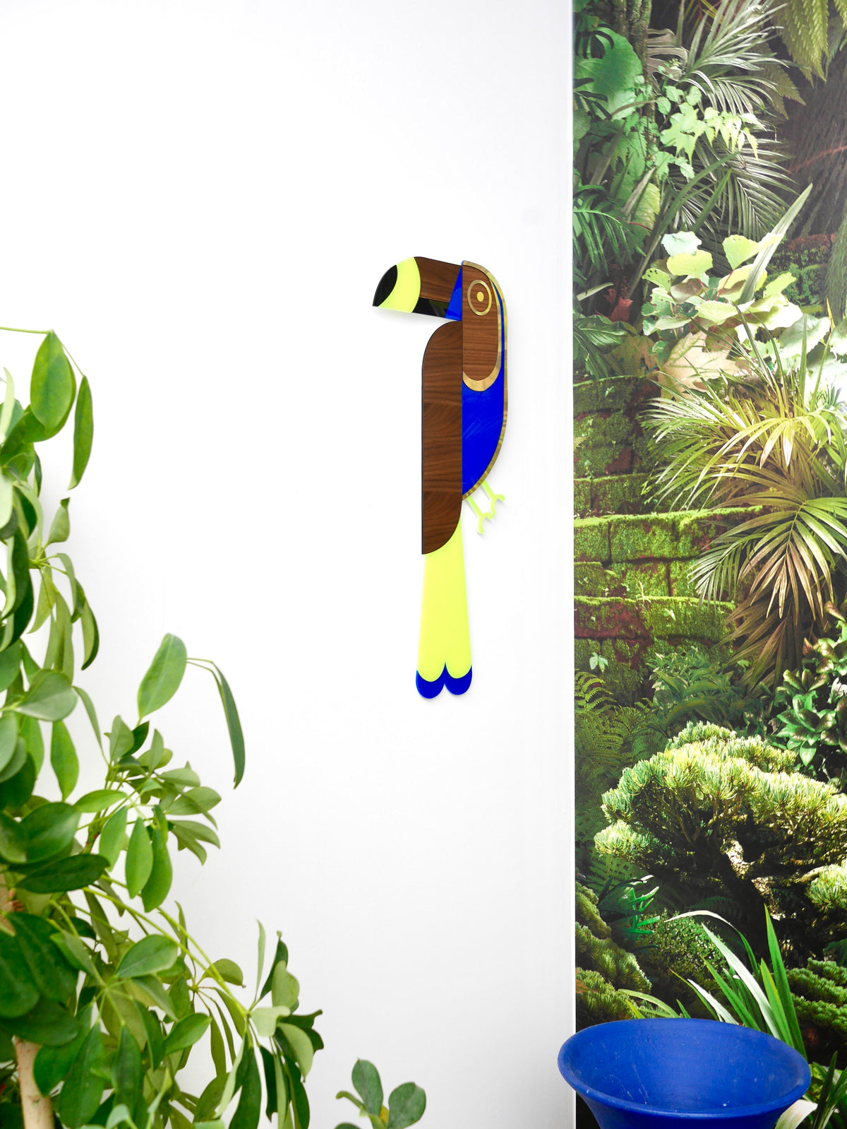 Décoration murale Toucan XL jaune et bleu, plexiglas coloré et bois, fait main en France 
