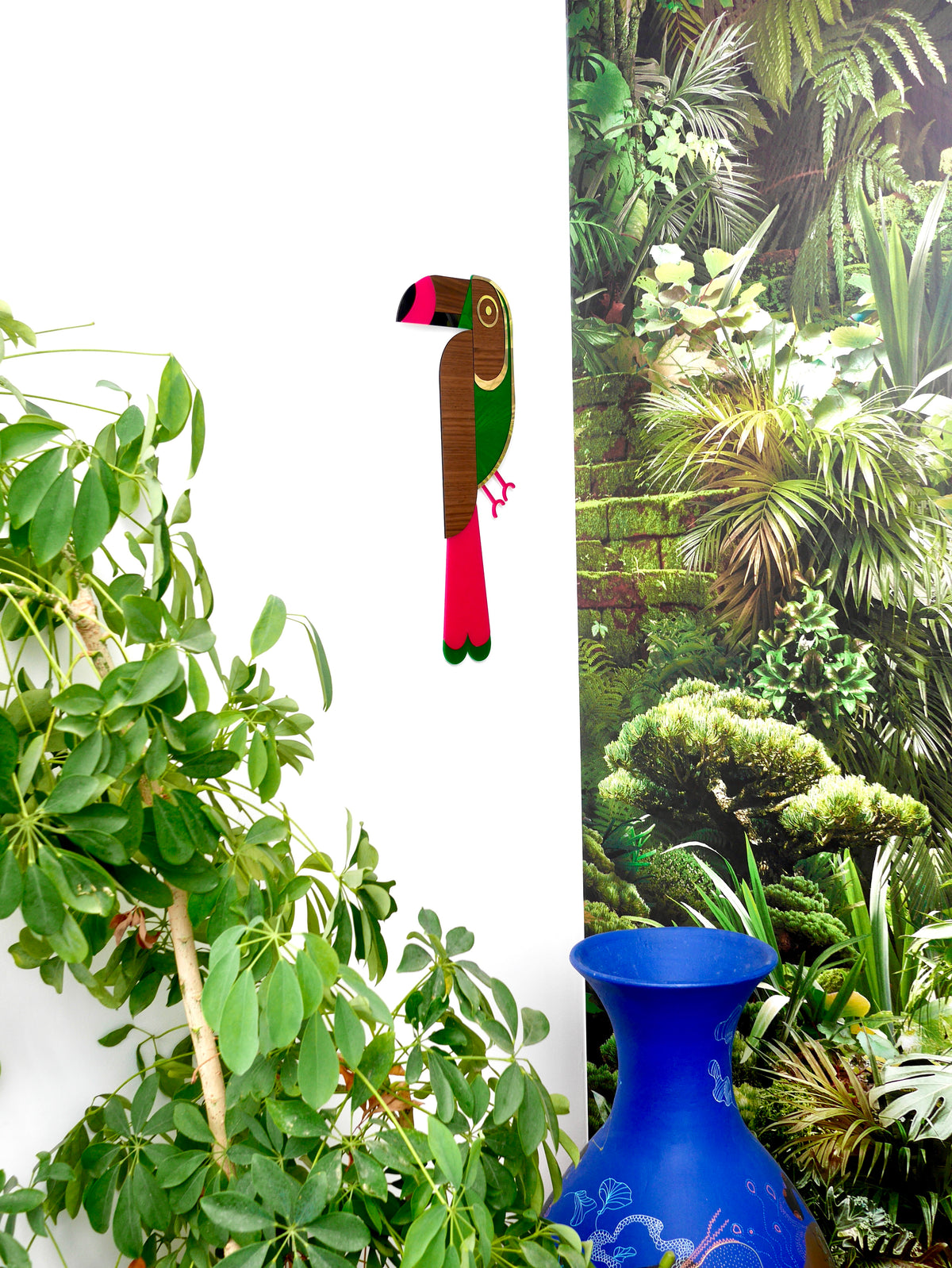 Décoration murale XL Toucan vert et rose, plexiglas coloré et bois, fait main en France 