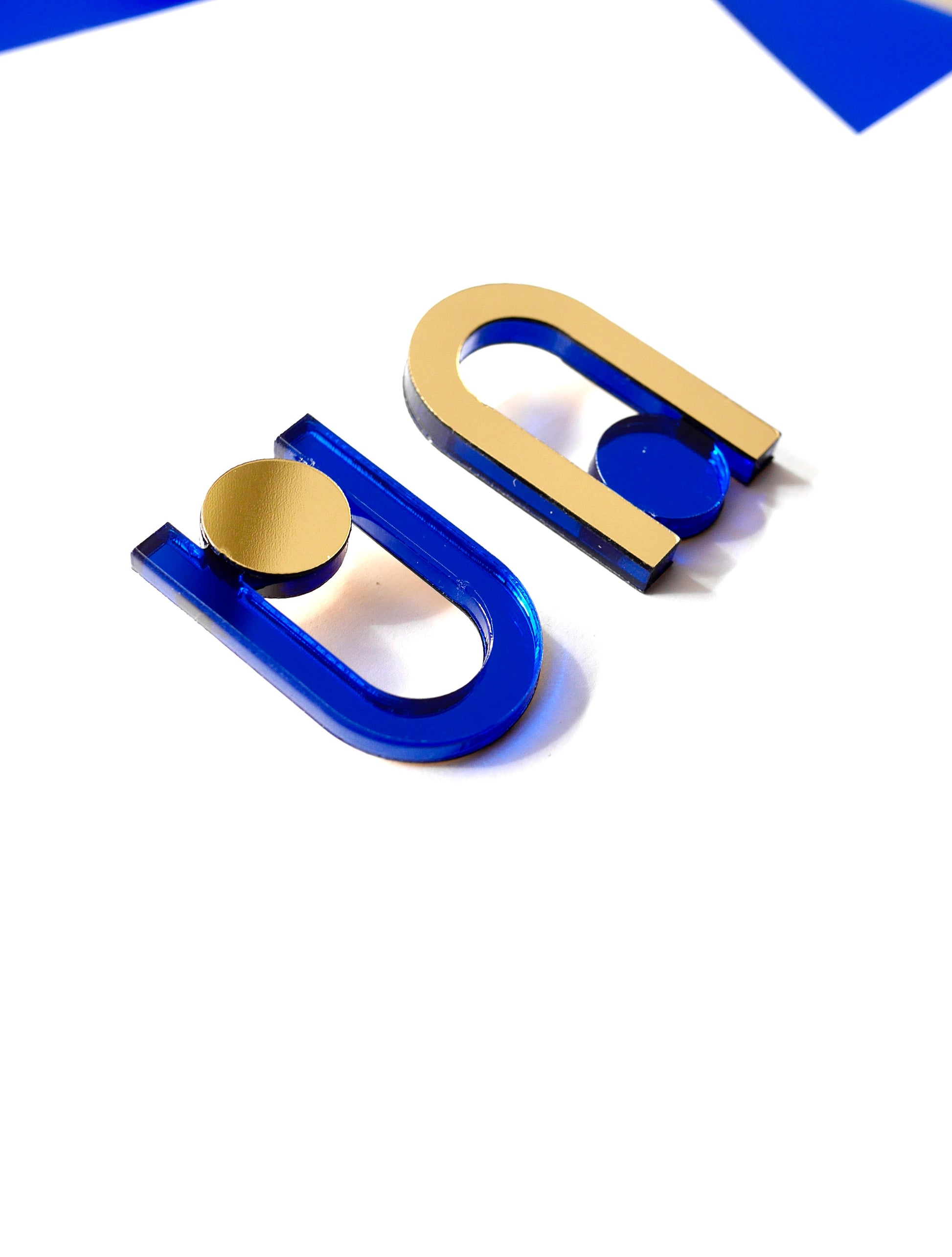 Boucles d’oreilles Una bleu miroir 