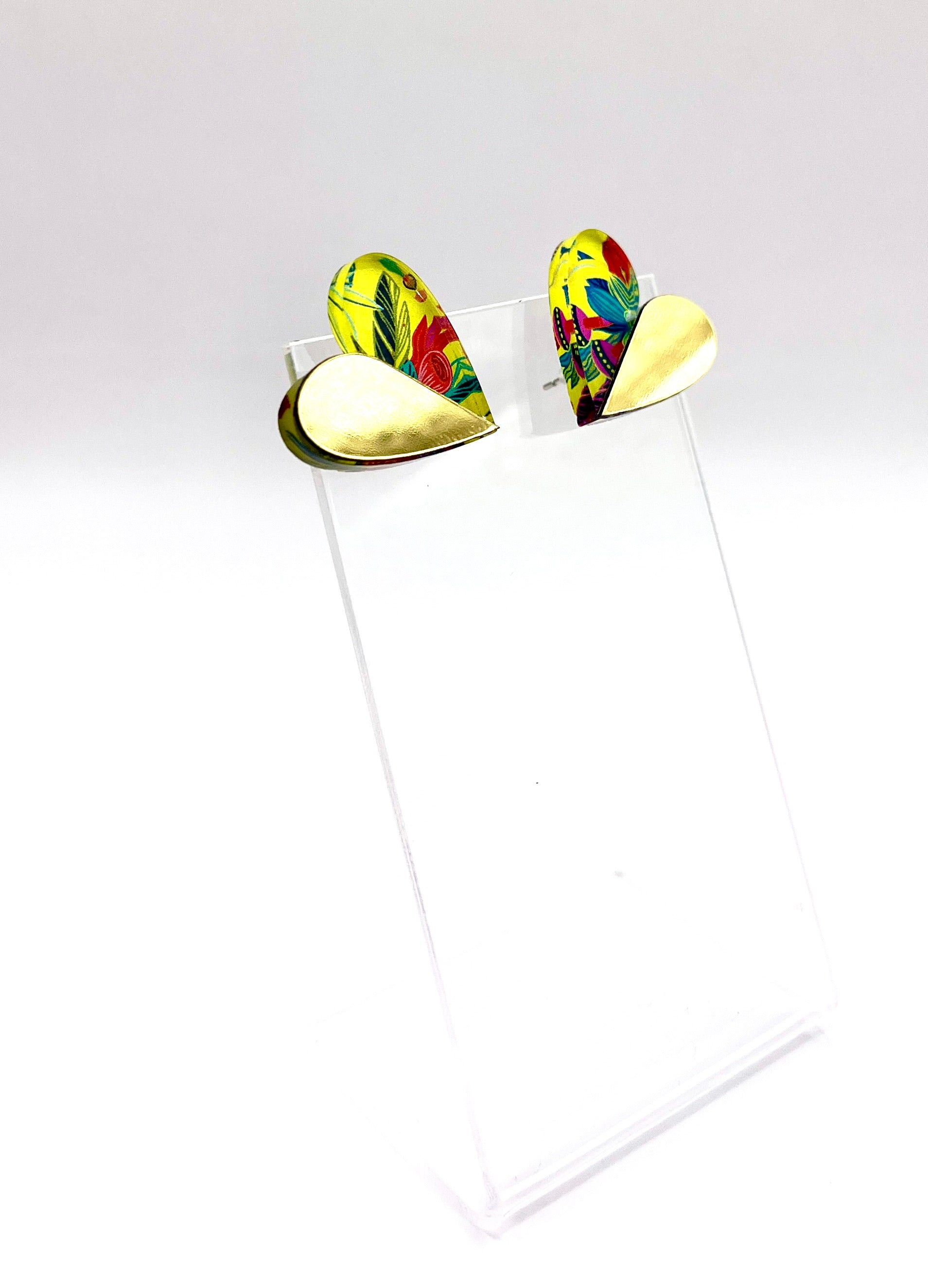 Boucles d'oreilles dépareillées jaune tropiques