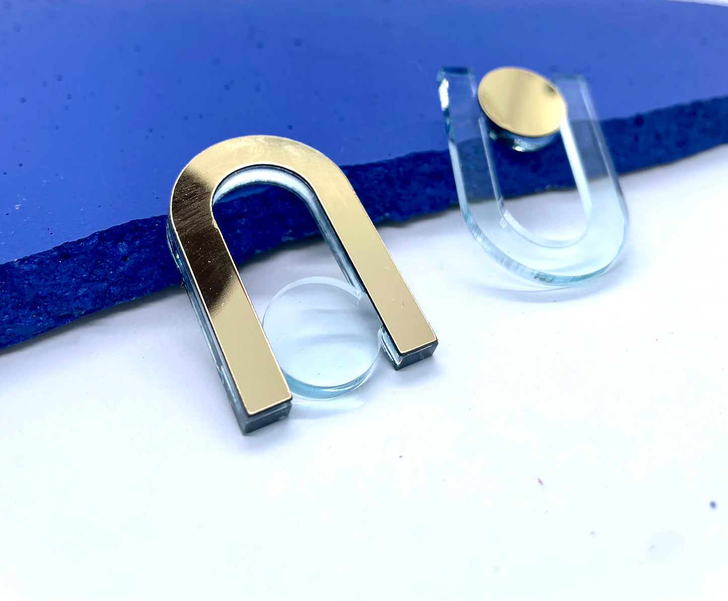 Boucles d’oreilles una transparentes 